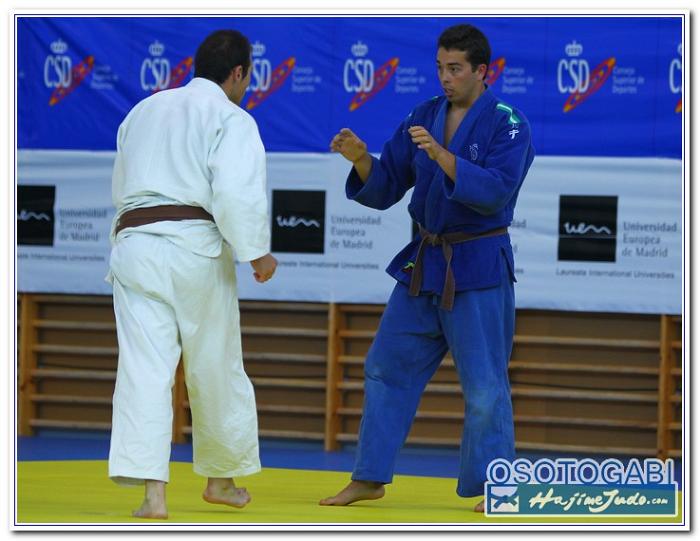 CEU2011 900115